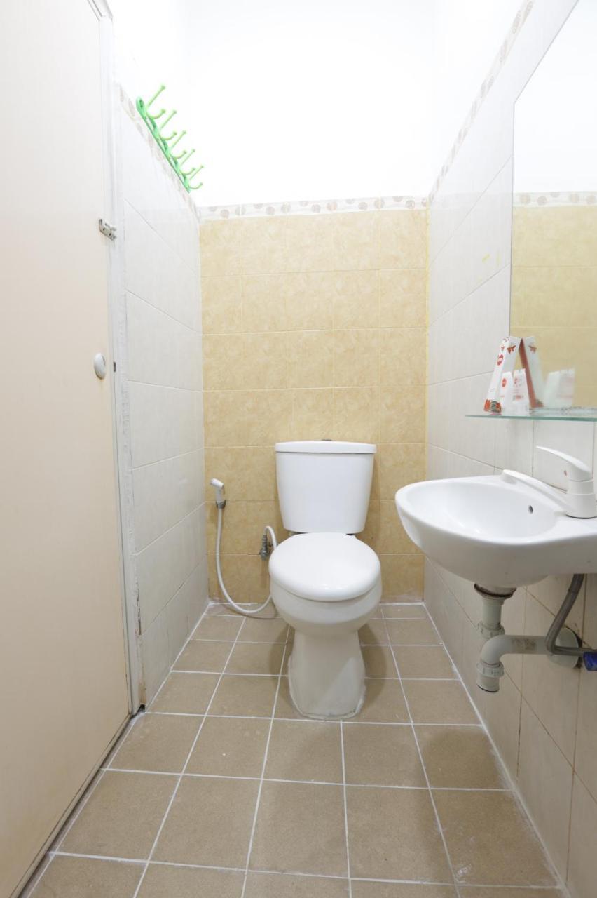 Oyo 345 Wynne Residence Джакарта Екстериор снимка