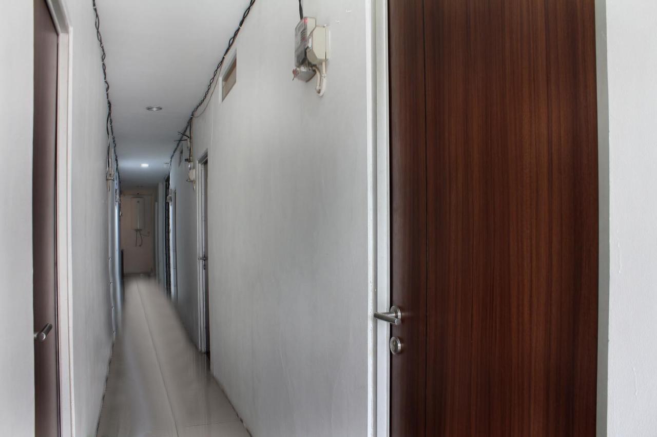 Oyo 345 Wynne Residence Джакарта Екстериор снимка