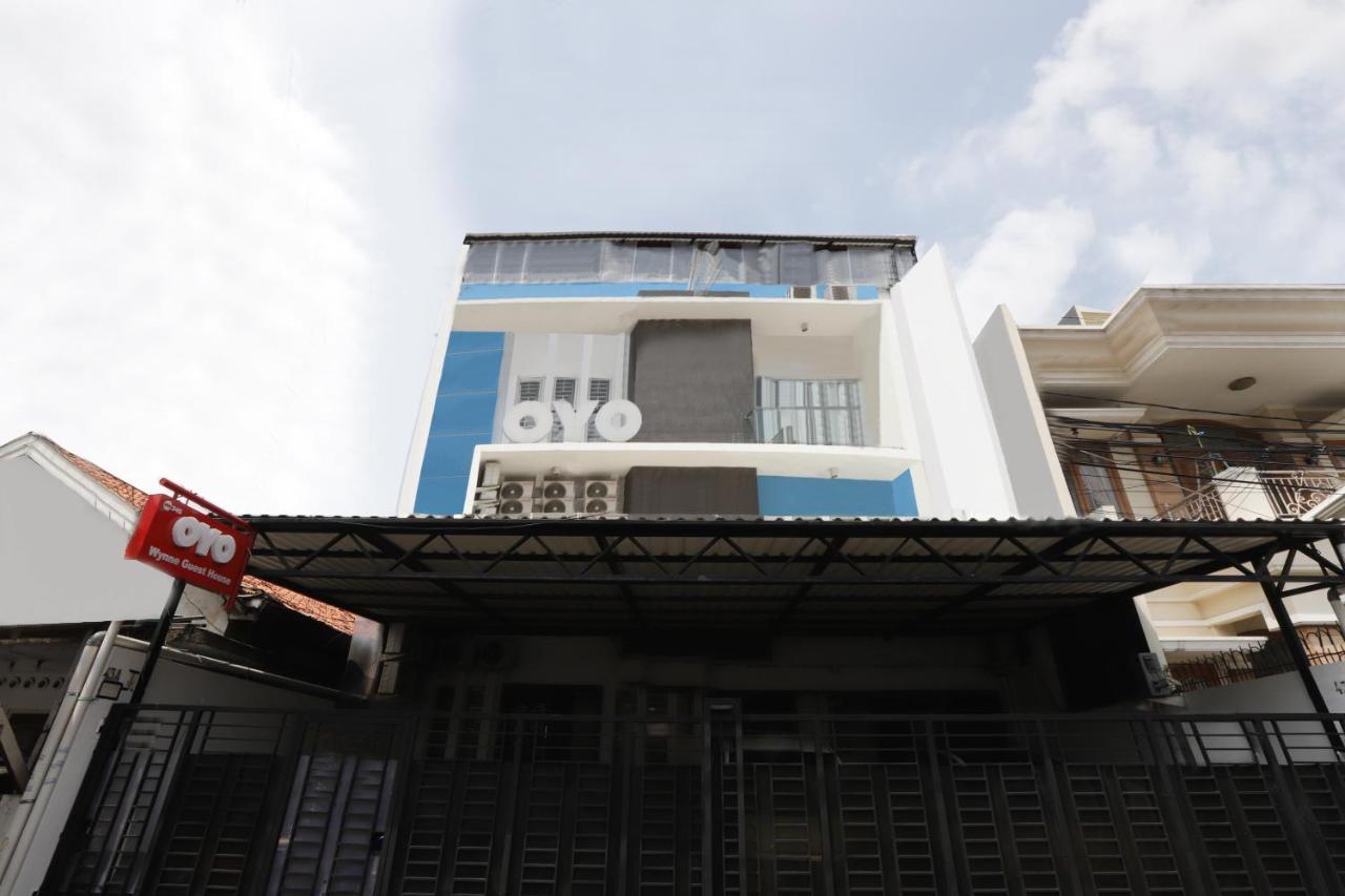 Oyo 345 Wynne Residence Джакарта Екстериор снимка